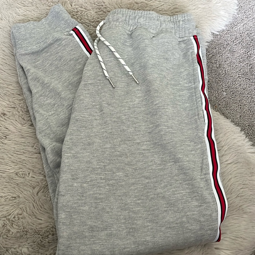 Men’s Sovereign Code sweats